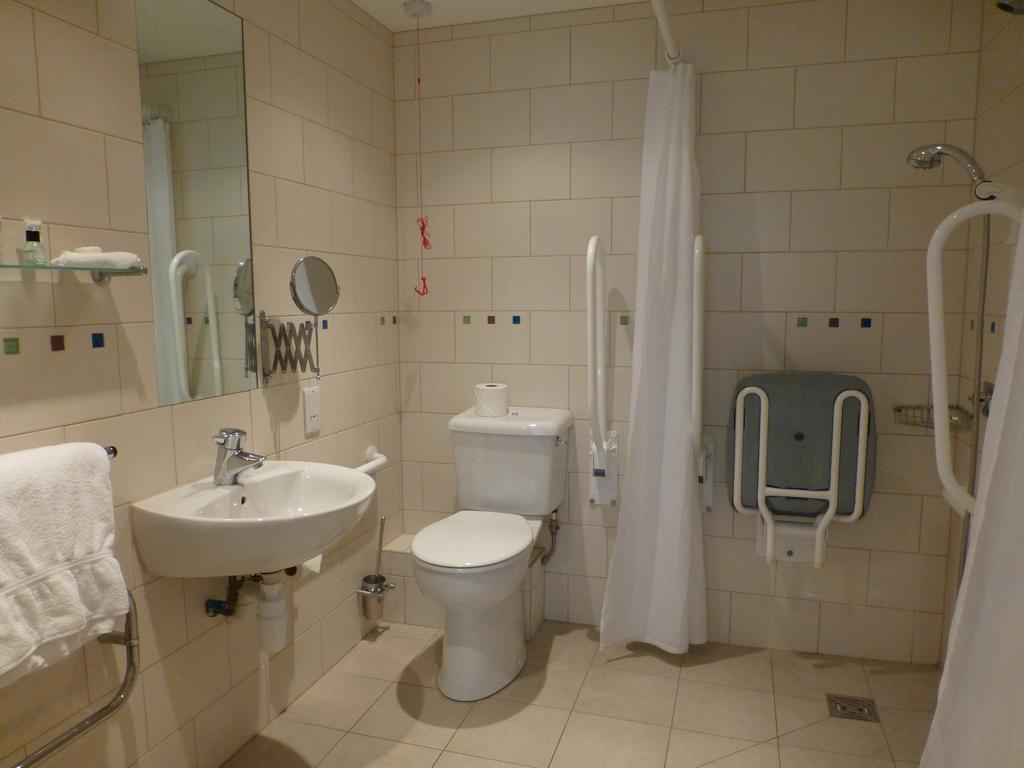 Saint Helier Jersey Liberty Wharf Apartments מראה חיצוני תמונה